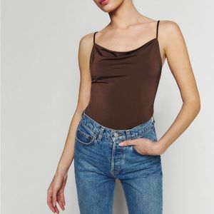 Emmett Knit Top Brown/Cafe Reformation